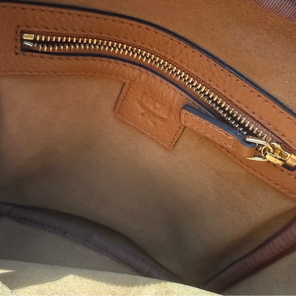 MCM Leather Klassik Crossbody Bag Brown Roasted Pecan with Dust Bag + Gift Bag - Picture 7 of 16